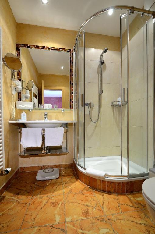 Standard Double Room with Balcony,413465523:JPEG