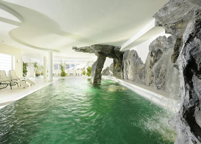Hotel con piscina: Hotel Saalbacher Hof